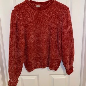 SUPER soft pink/red H&M sweater!